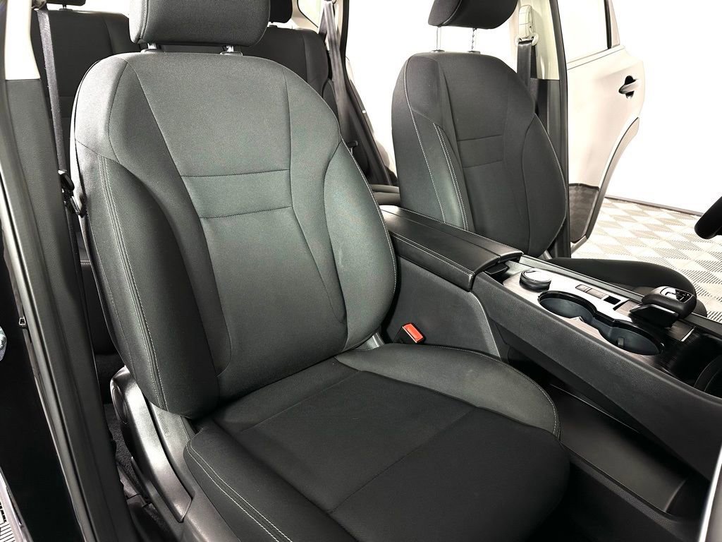 Used 2023 Nissan Rogue S image 26