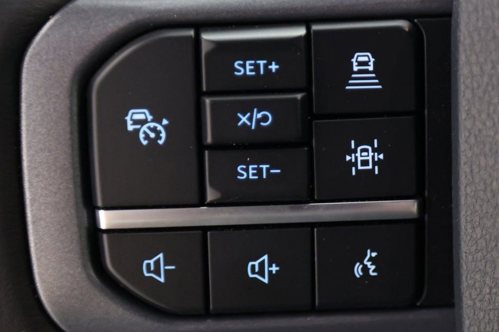 Used 2026 Ford F250 Lariat w/ Tremor Off-Road Package AWD/4WD image 22