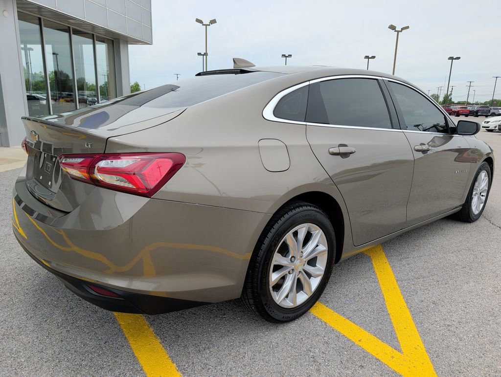Used 2020 Chevrolet Malibu LT w/ Leather Package FWD image 7