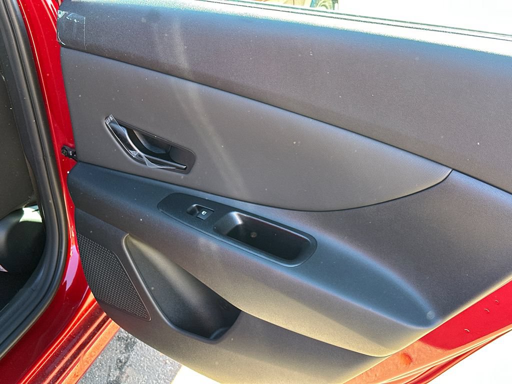 New 2026 Hyundai Elantra Sport FWD image 17