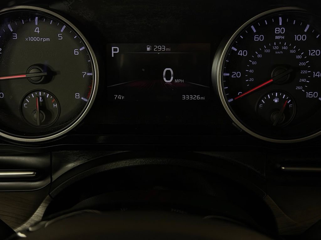 Used 2024 Kia Carnival EX FWD image 15