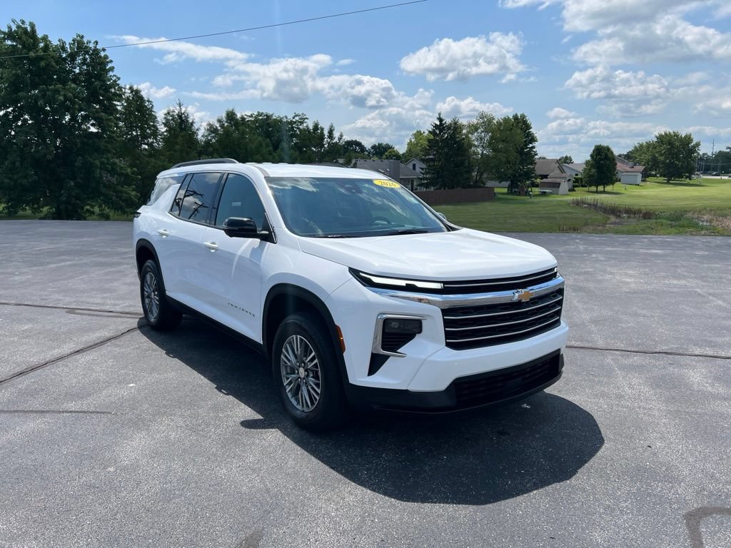 Used 2026 Chevrolet Traverse LT w/ Driver Confidence Package