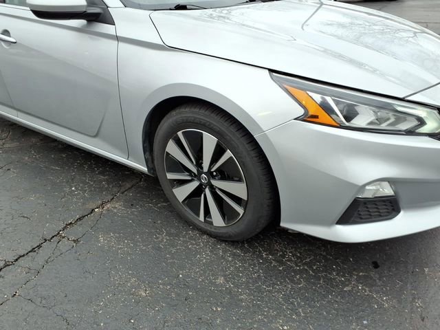 Used 2022 Nissan Altima 2.5 SV image 4