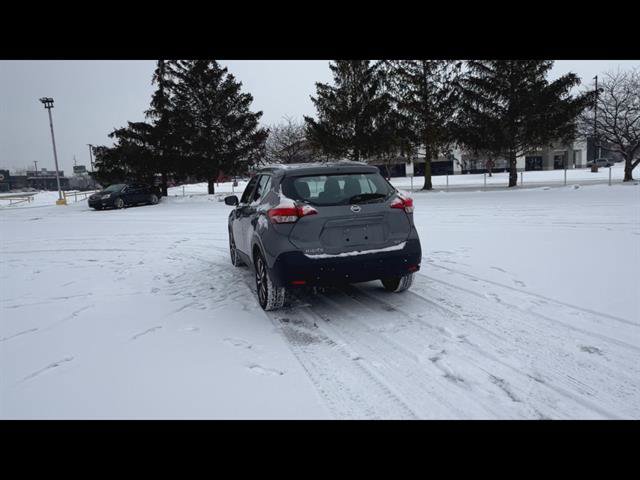 Used 2019 Nissan Kicks SV image 7