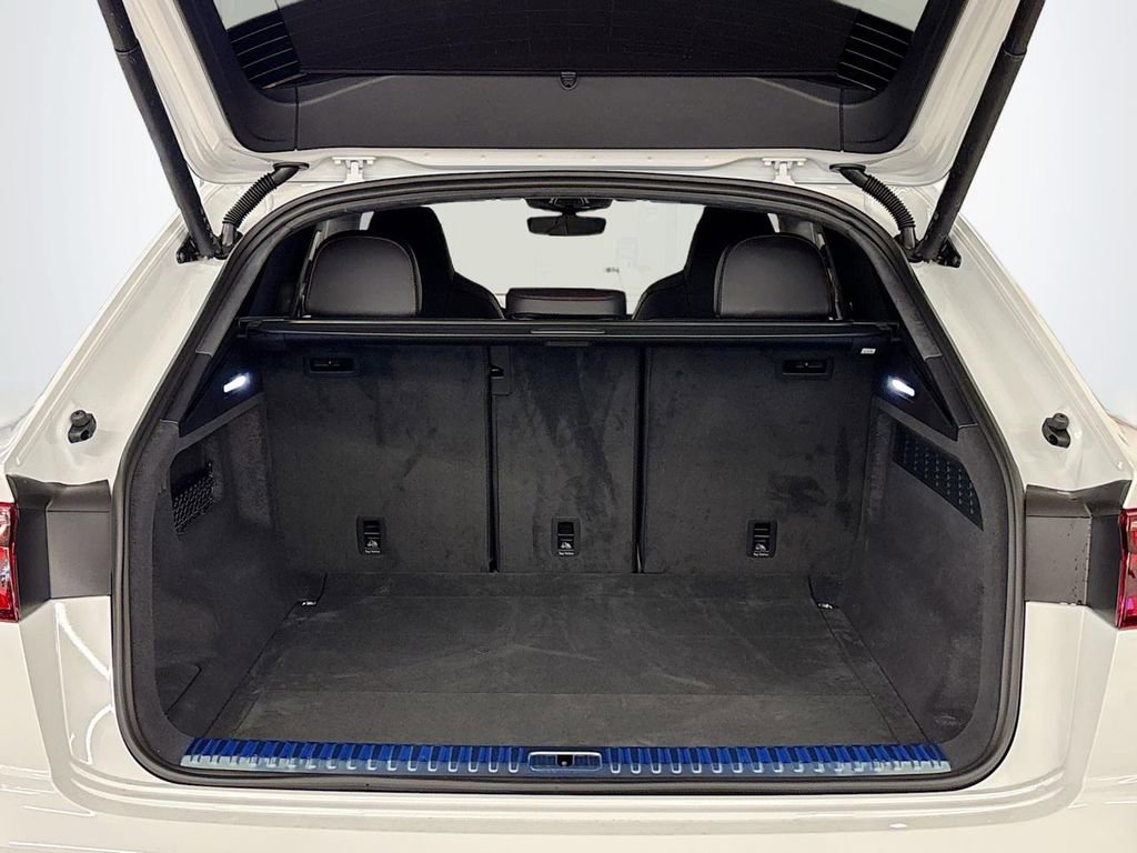 New 2026 Audi RS Q8 performance image 25