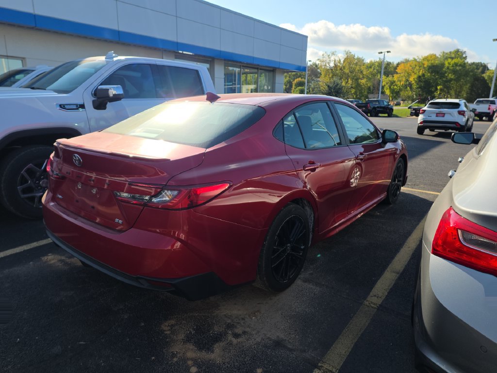 Used 2025 Toyota Camry SE w/ Convenience Package FWD image 6