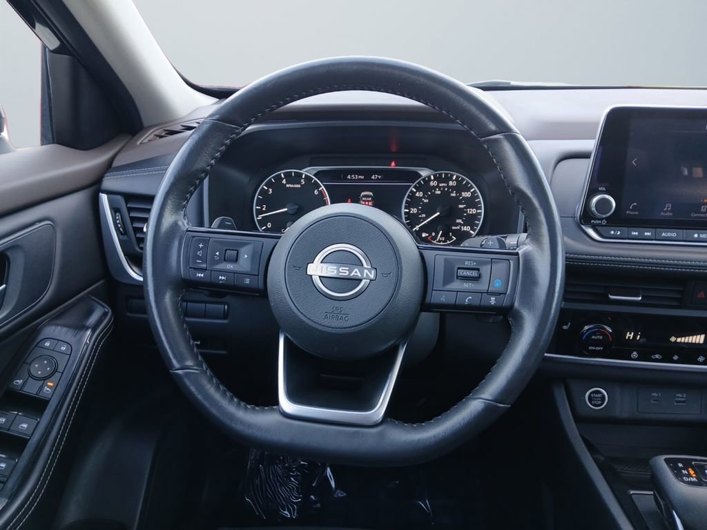 Used 2023 Nissan Rogue SV w/ SV Premium B Package image 12