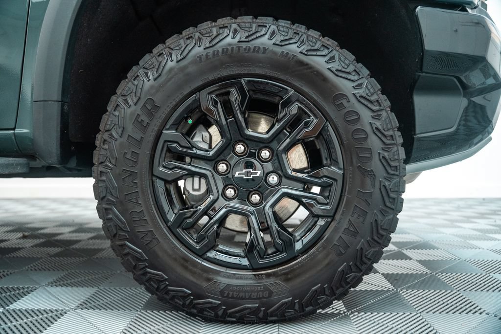Used 2026 Chevrolet Silverado 1500 ZR2 AWD/4WD image 25