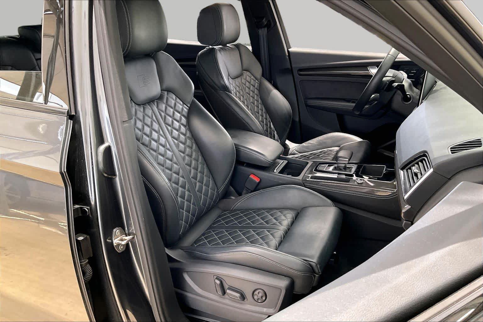 Used 2023 Audi SQ5 Prestige AWD/4WD image 9