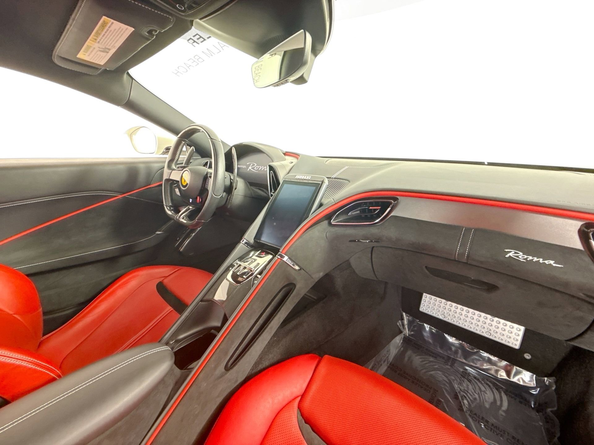 Certified 2023 Ferrari Roma image 25