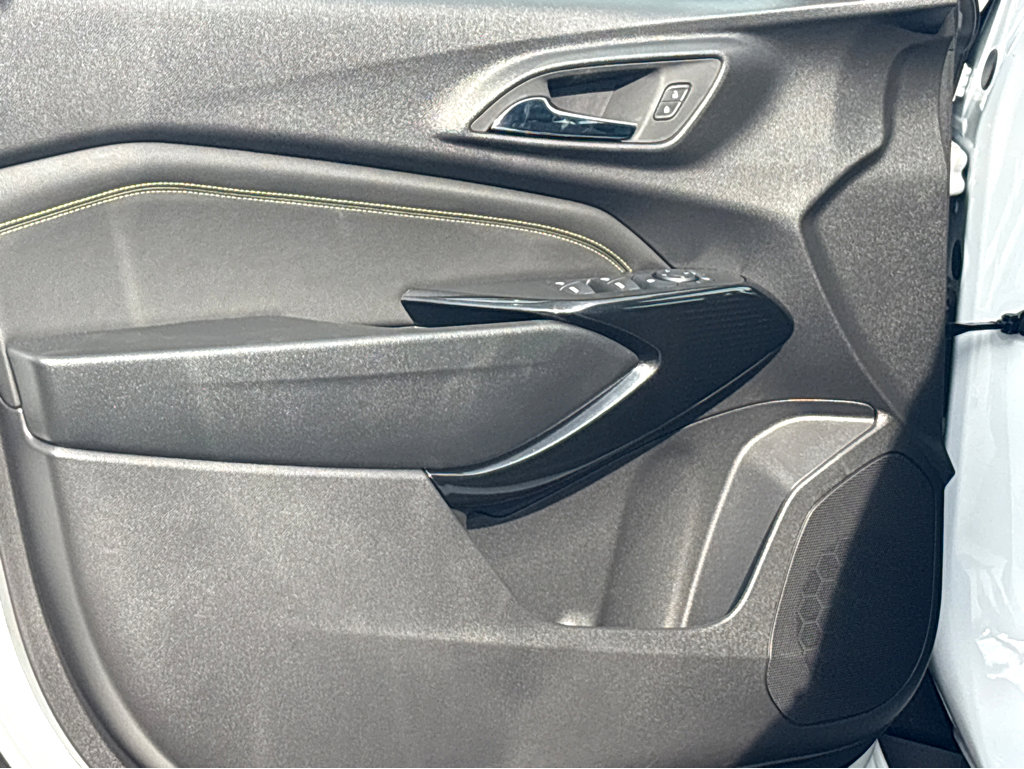 New 2025 Chevrolet Trax ACTIV w/ Driver Confidence Package FWD image 22