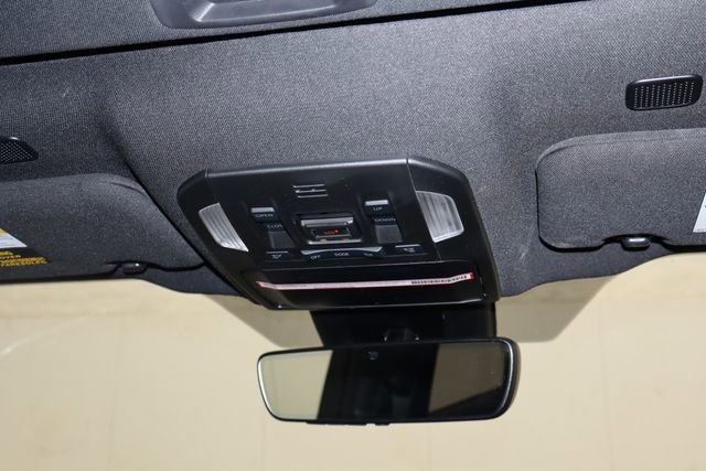 Used 2023 Toyota Highlander XSE image 30