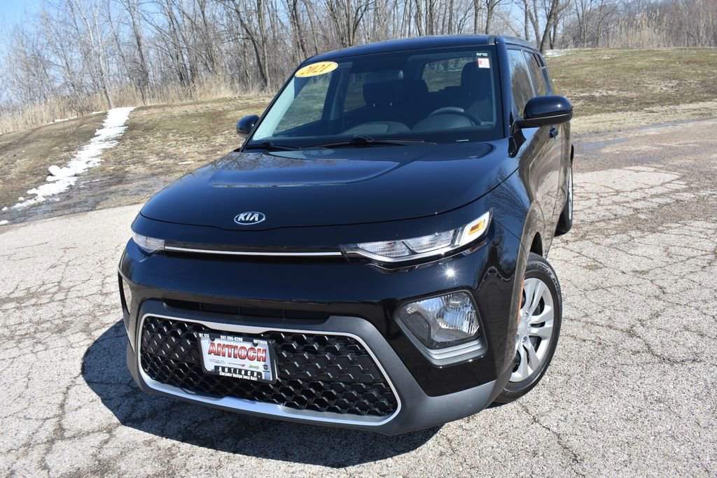 Used 2021 Kia Soul LX FWD image 12