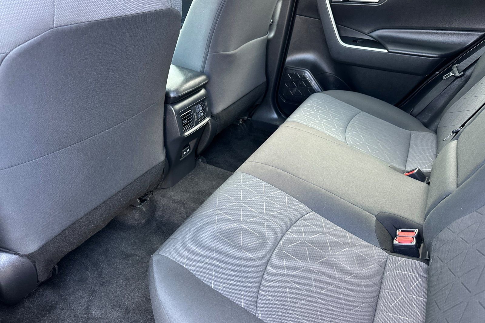 Certified 2023 Toyota RAV4 XLE w/ Convenience Package FWD image 12
