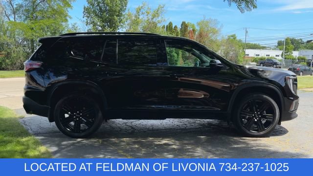 Certified 2026 GMC Acadia Elevation w/ Black Edition AWD/4WD image 9