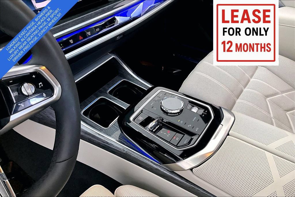 Used 2025 BMW 760i xDrive AWD/4WD image 18