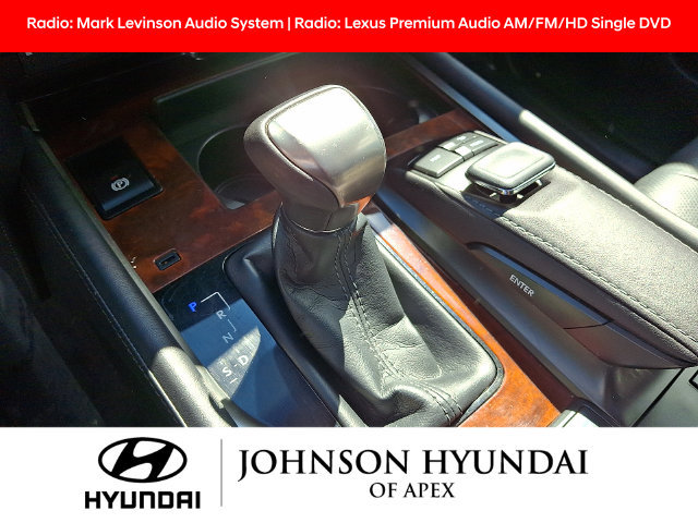 Used 2017 Lexus LX 570 4WD w/ Luxury Package image 4