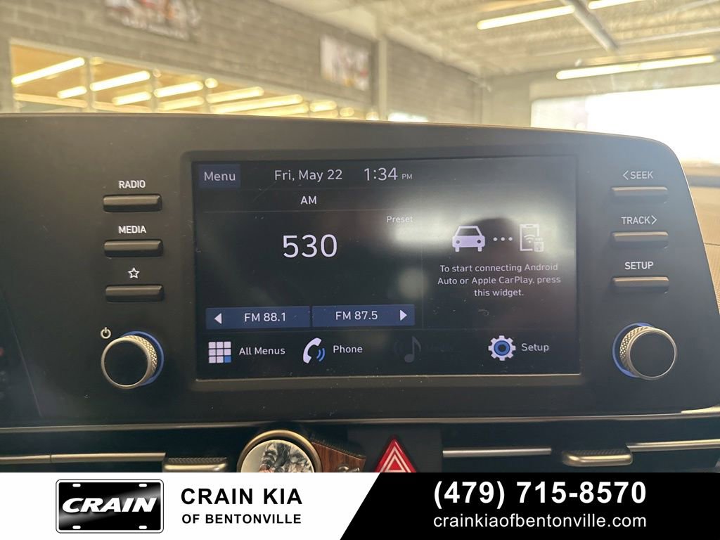 Used 2021 Hyundai Elantra SE FWD image 18