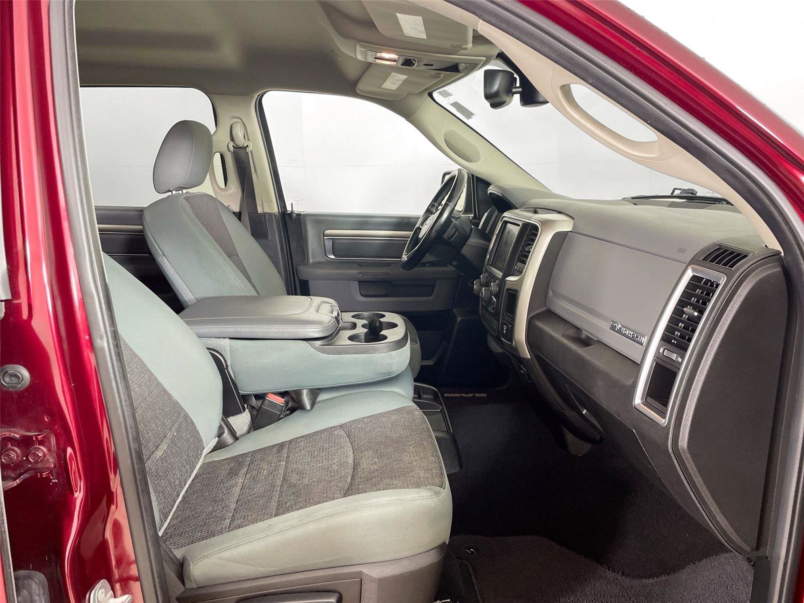 Used 2019 RAM 1500 Big Horn image 25