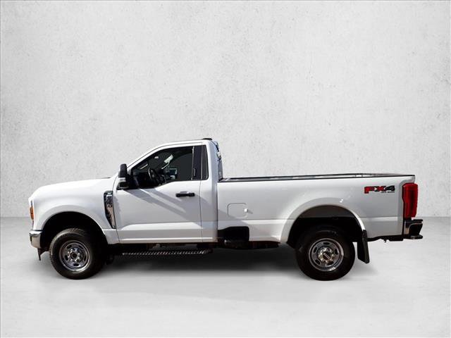 Used 2024 Ford F350 XLT w/ FX4 Off-Road Package image 2