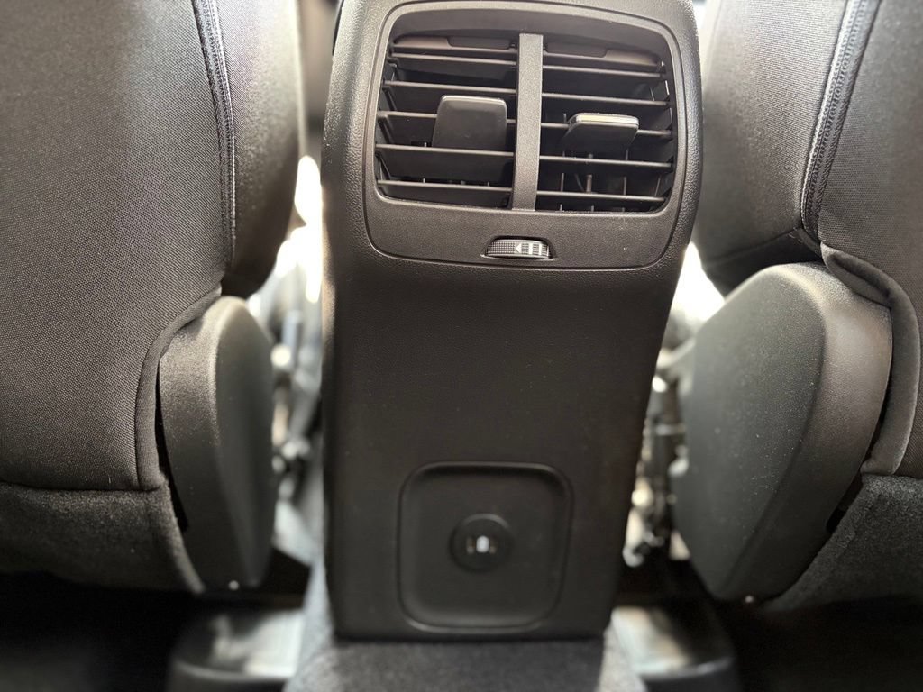 Used 2023 Ford Escape Active w/ Tech Pack #1 AWD/4WD image 15