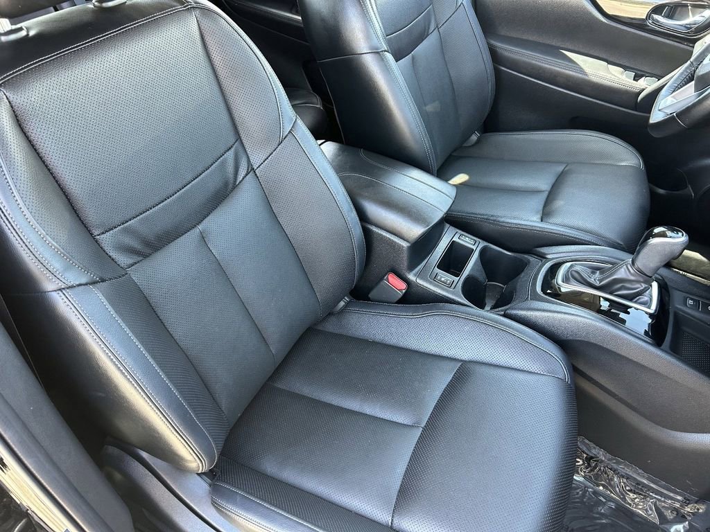 Used 2022 Nissan Rogue Sport SL image 9