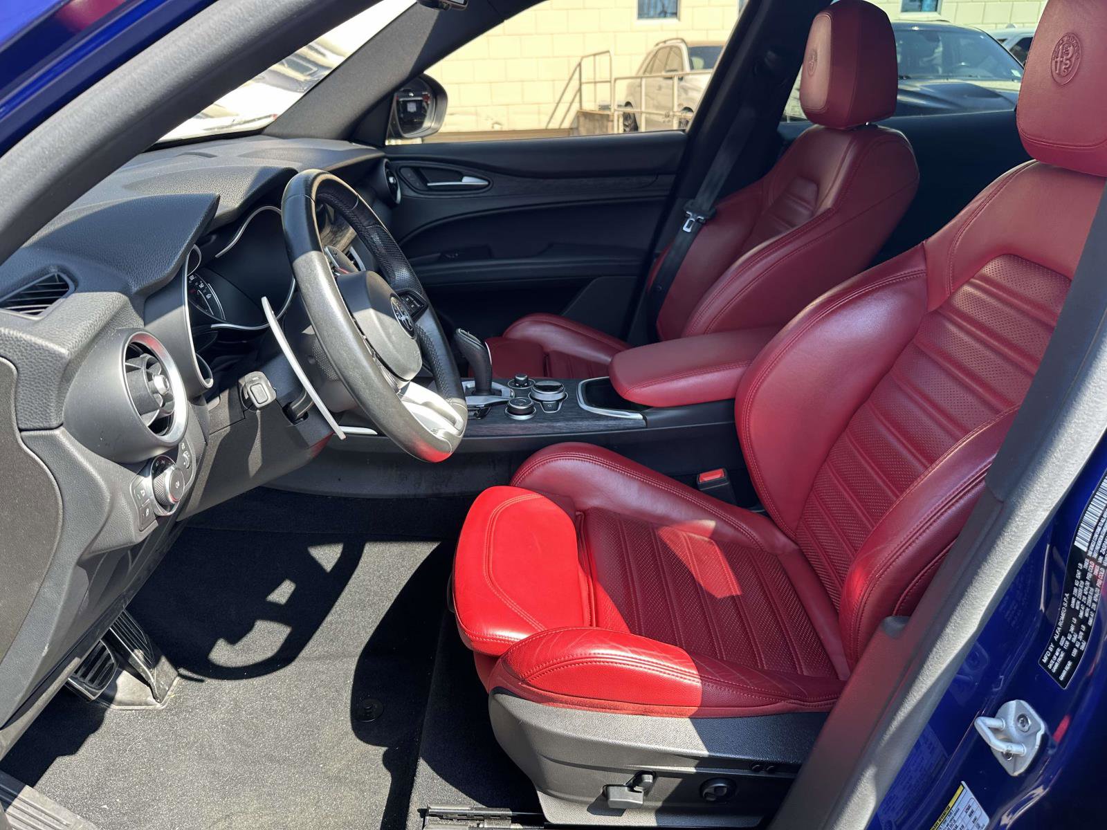 Used 2022 Alfa Romeo Stelvio Sprint AWD/4WD image 1
