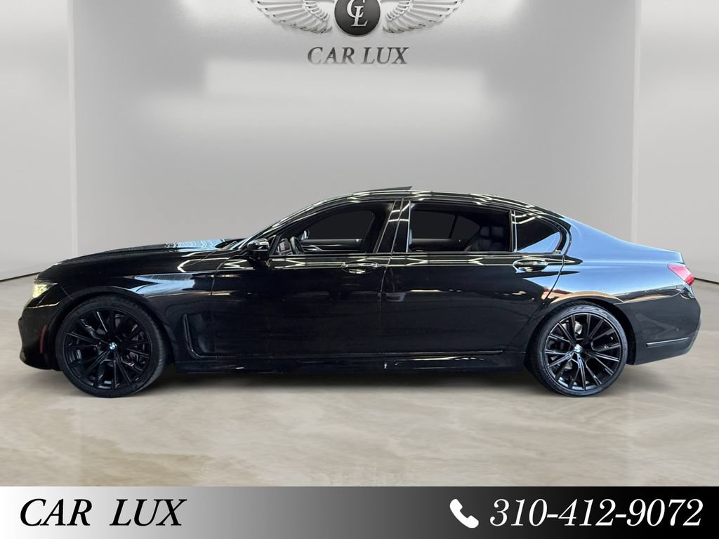 Used 2021 BMW 740i w/ M Sport Package RWD image 2