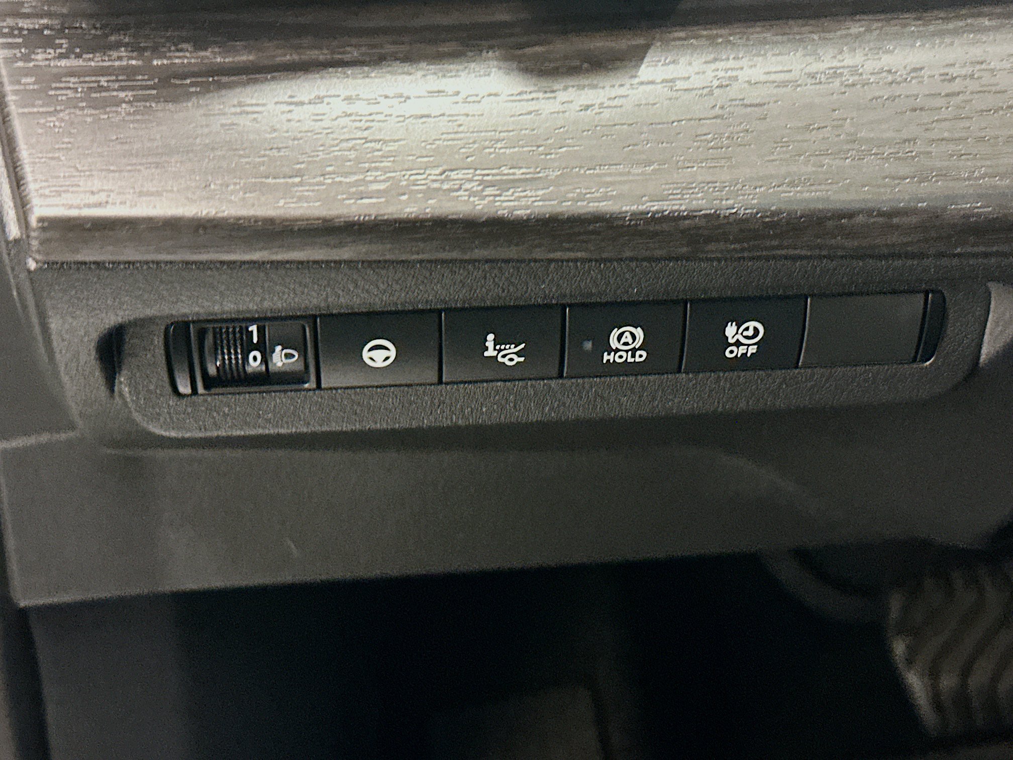 Used 2024 Nissan Ariya AWD image 17