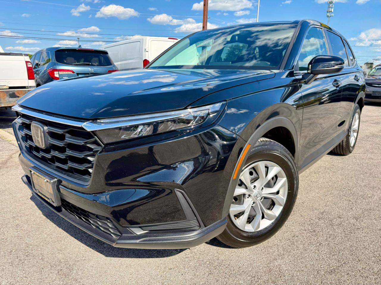 Used 2025 Honda CR-V LX image 3