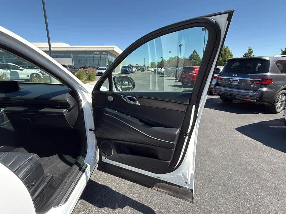 Used 2024 Genesis GV80 2.5T AWD/4WD image 37