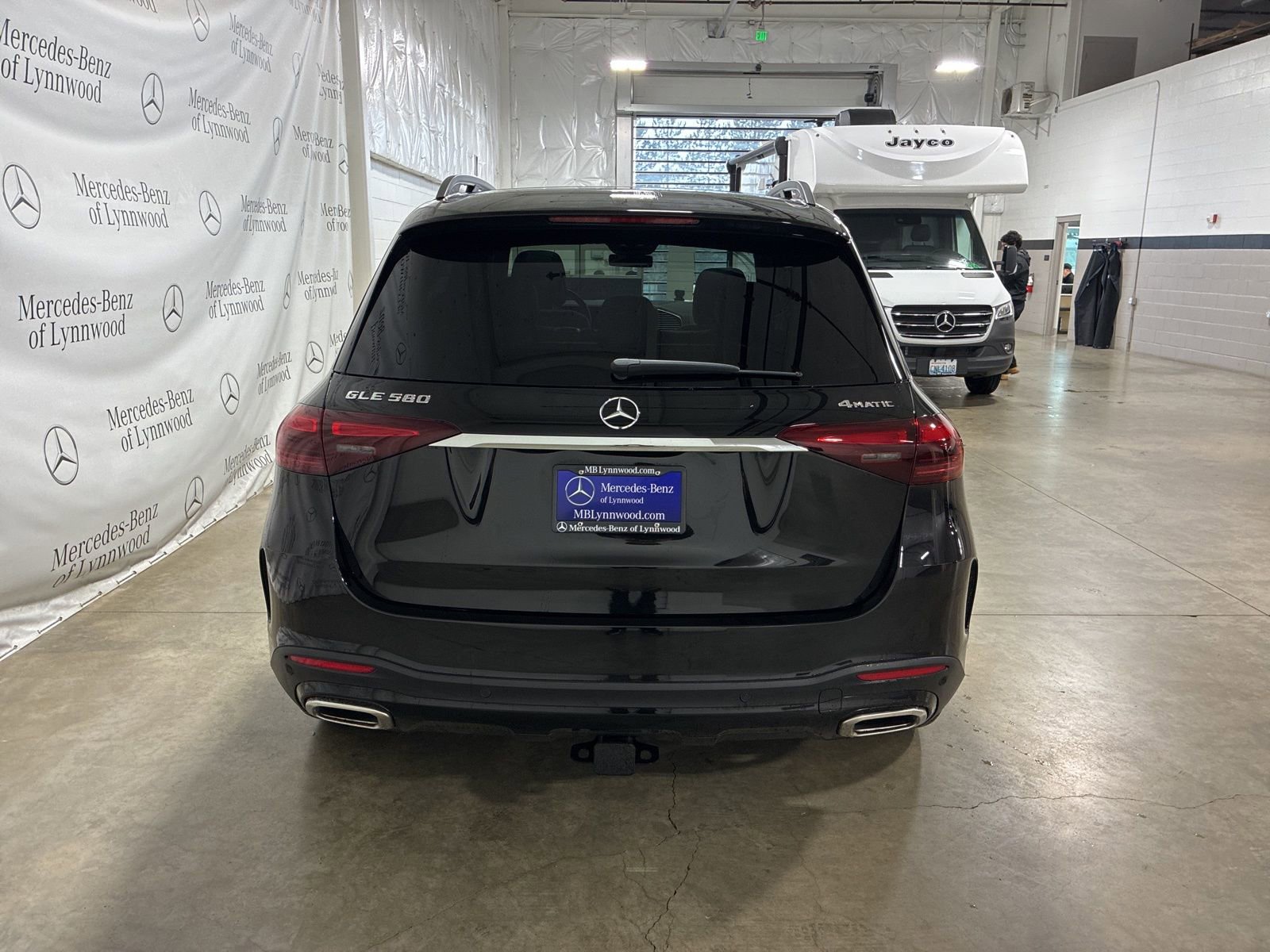 Used 2026 Mercedes-Benz GLE 580 4MATIC image 5