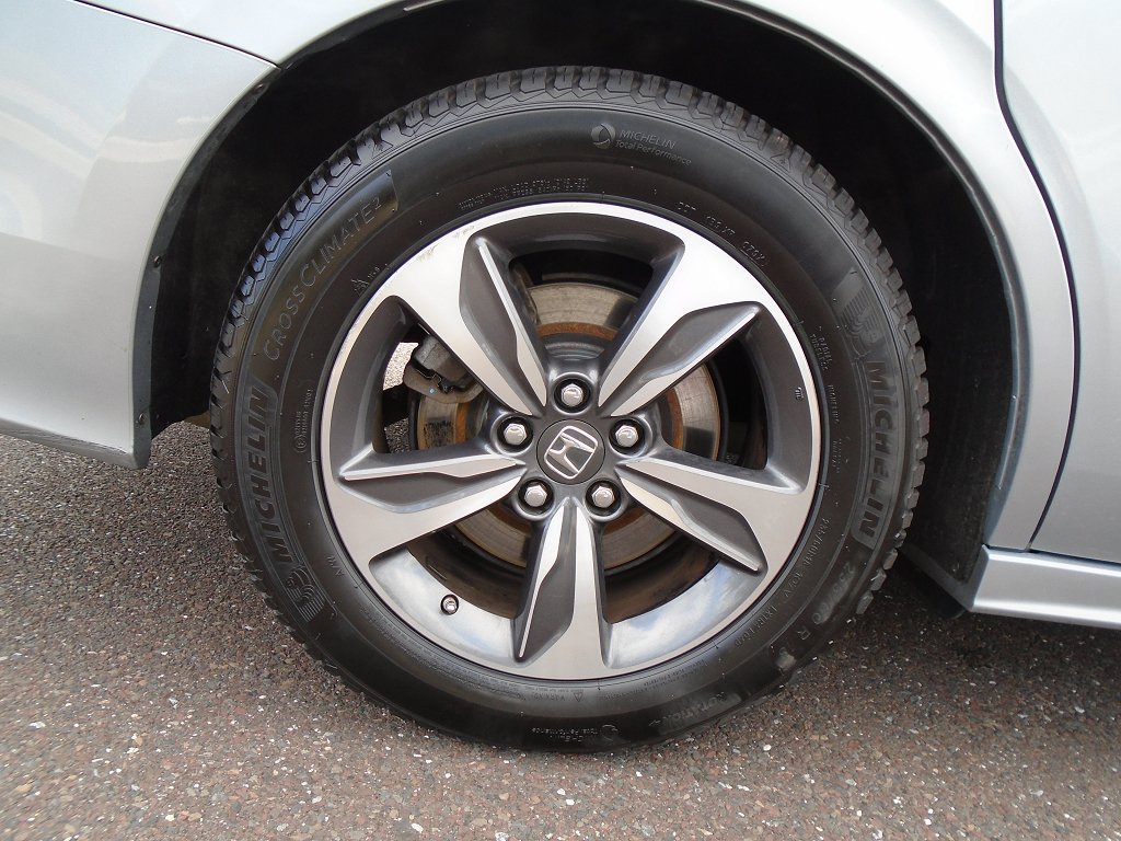 Used 2019 Honda Odyssey Touring image 17