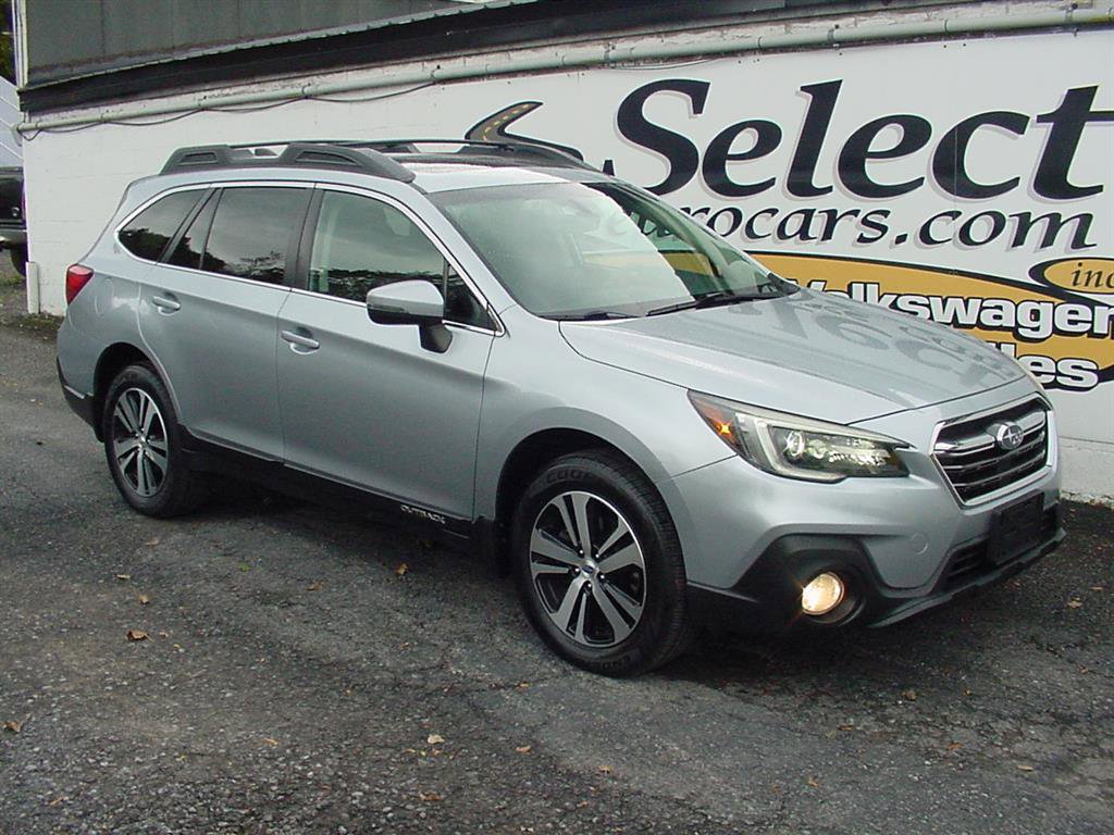 Used 2018 Subaru Outback 2.5i Limited image 2