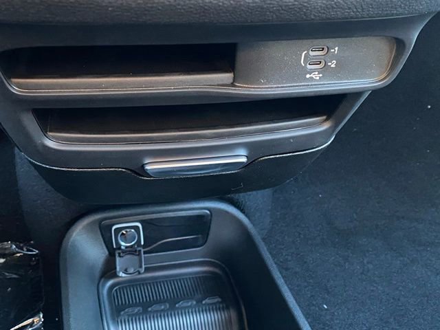 New 2026 Chrysler Pacifica Select w/ S Appearance Package FWD image 25