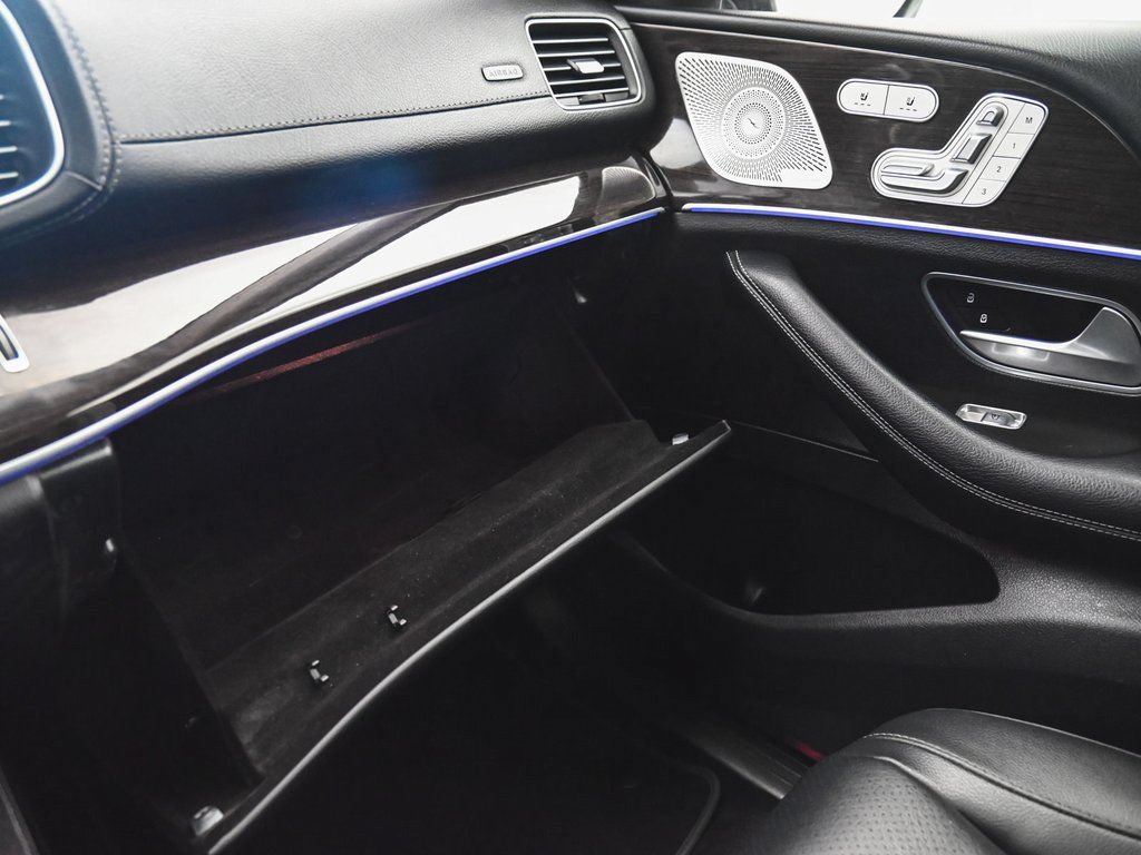 Used 2024 Mercedes-Benz GLS 450 4MATIC image 17