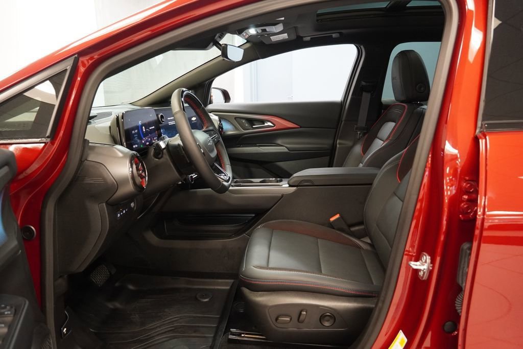 New 2025 Chevrolet Equinox EV RS w/ Active Safety Package 3 FWD image 9