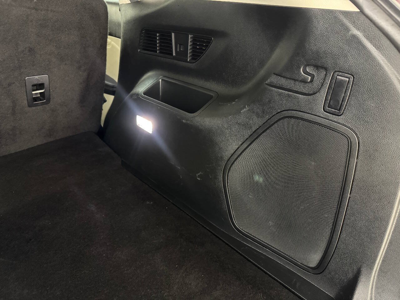Used 2019 Ford Edge Titanium w/ Equipment Group 301A FWD image 70
