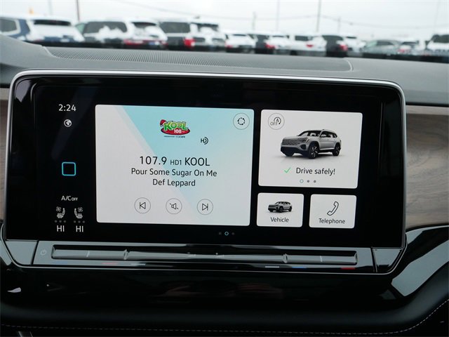 Certified 2025 Volkswagen Atlas SE image 34