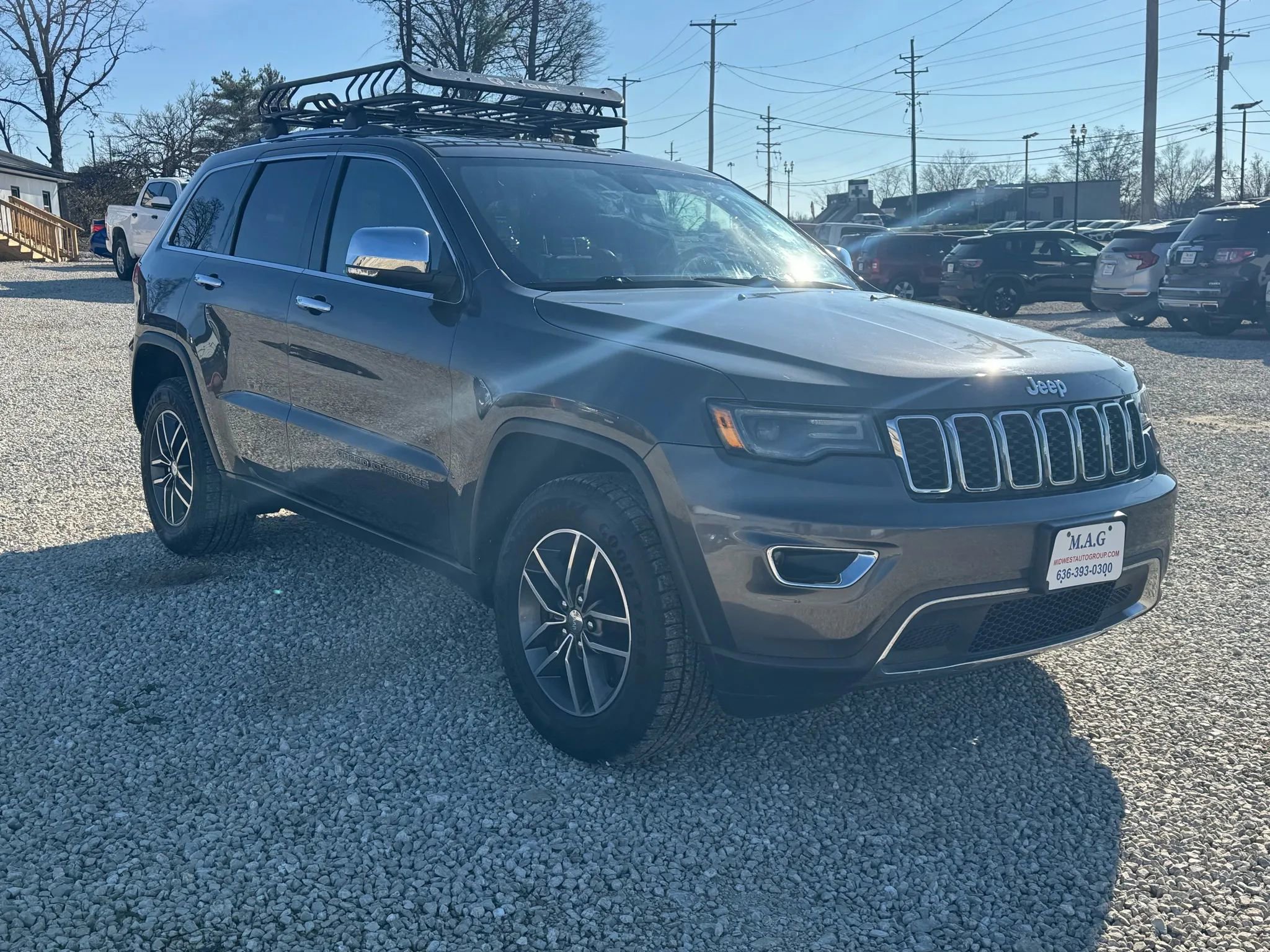 Used 2017 Jeep Grand Cherokee Limited w/ Luxury Group II image 7