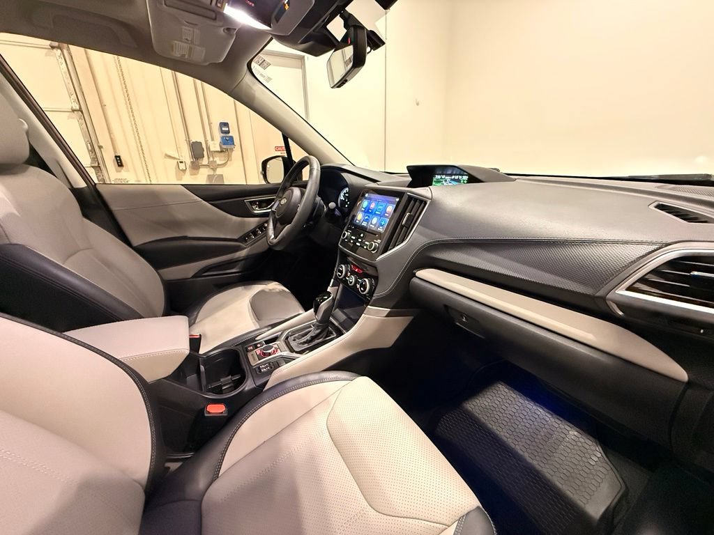 Used 2023 Subaru Forester Limited AWD/4WD image 33