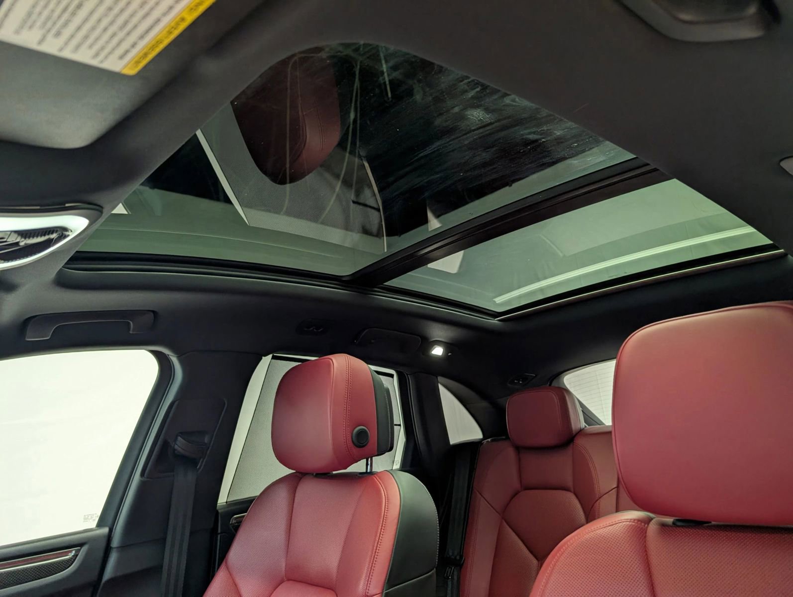 Used 2015 Porsche Macan S AWD/4WD image 26