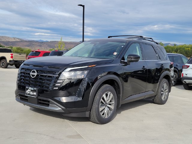 New 2026 Nissan Pathfinder SL