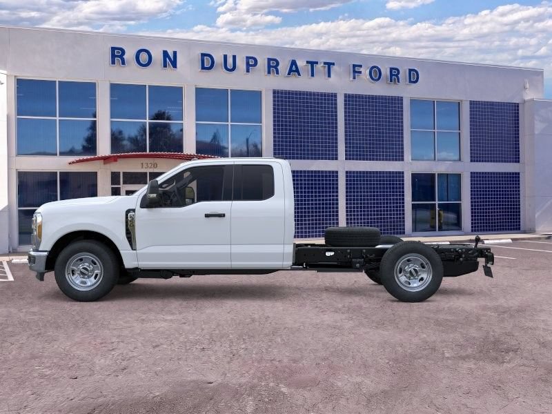 New 2026 Ford F350 XL w/ XL Chrome Package RWD image 4