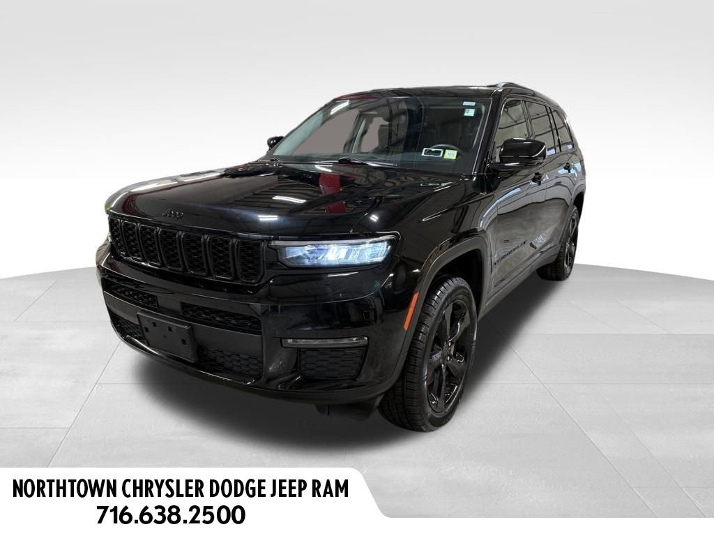 Used 2023 Jeep Grand Cherokee L Limited w/ Black Appearance Package video 1