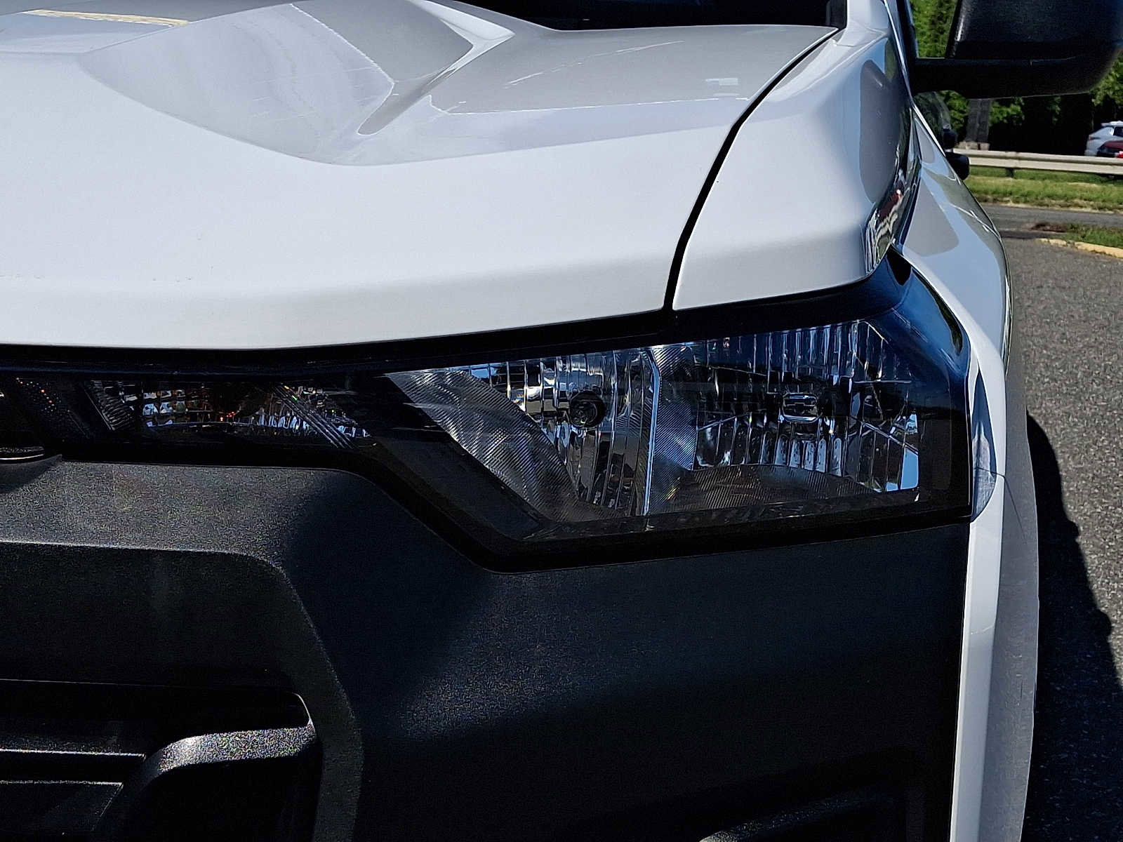 Used 2024 Chevrolet Colorado W/T RWD image 9