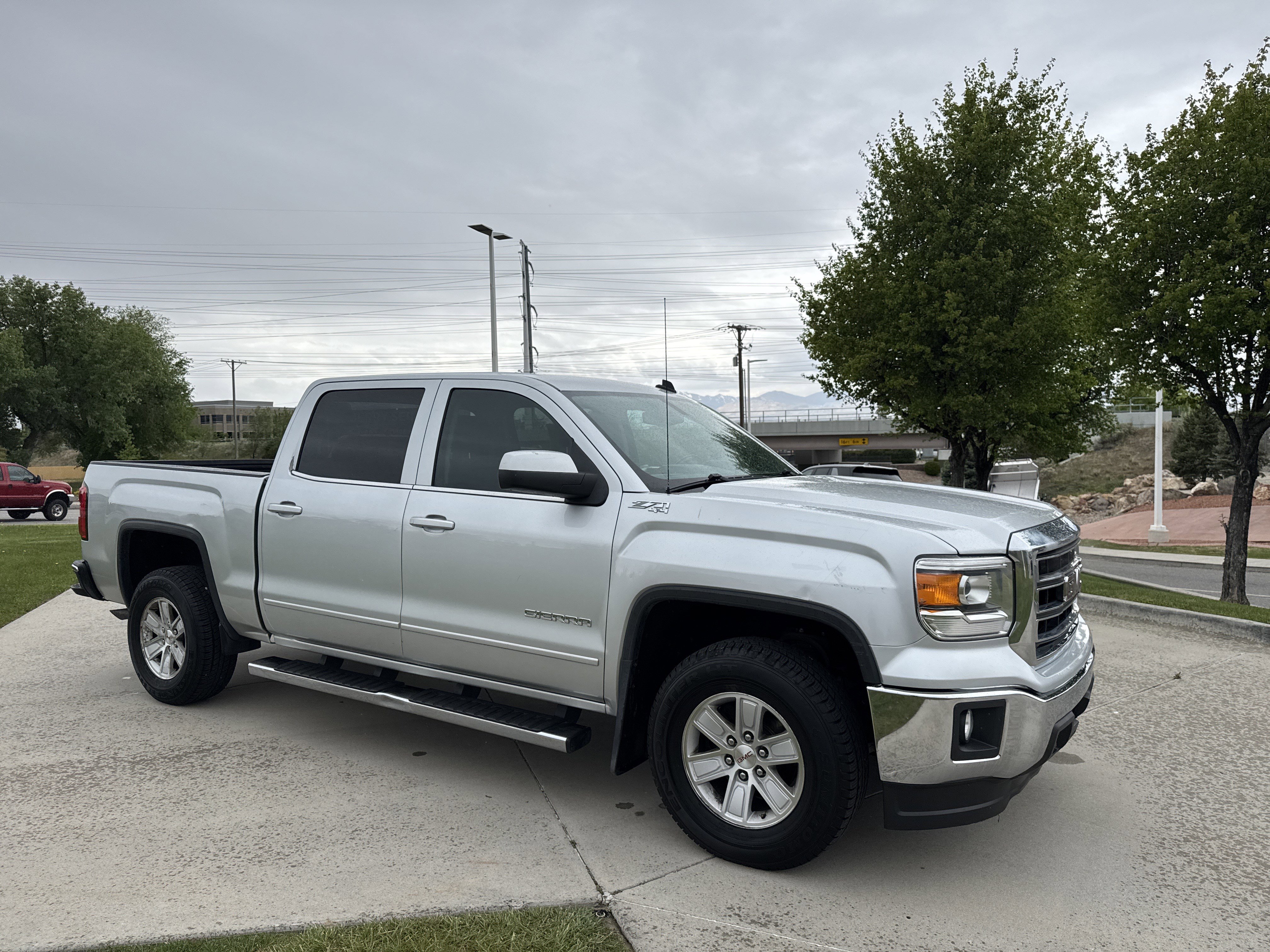 Used 2014 GMC Sierra 1500 SLE w/ SLE Value Package AWD/4WD image 7