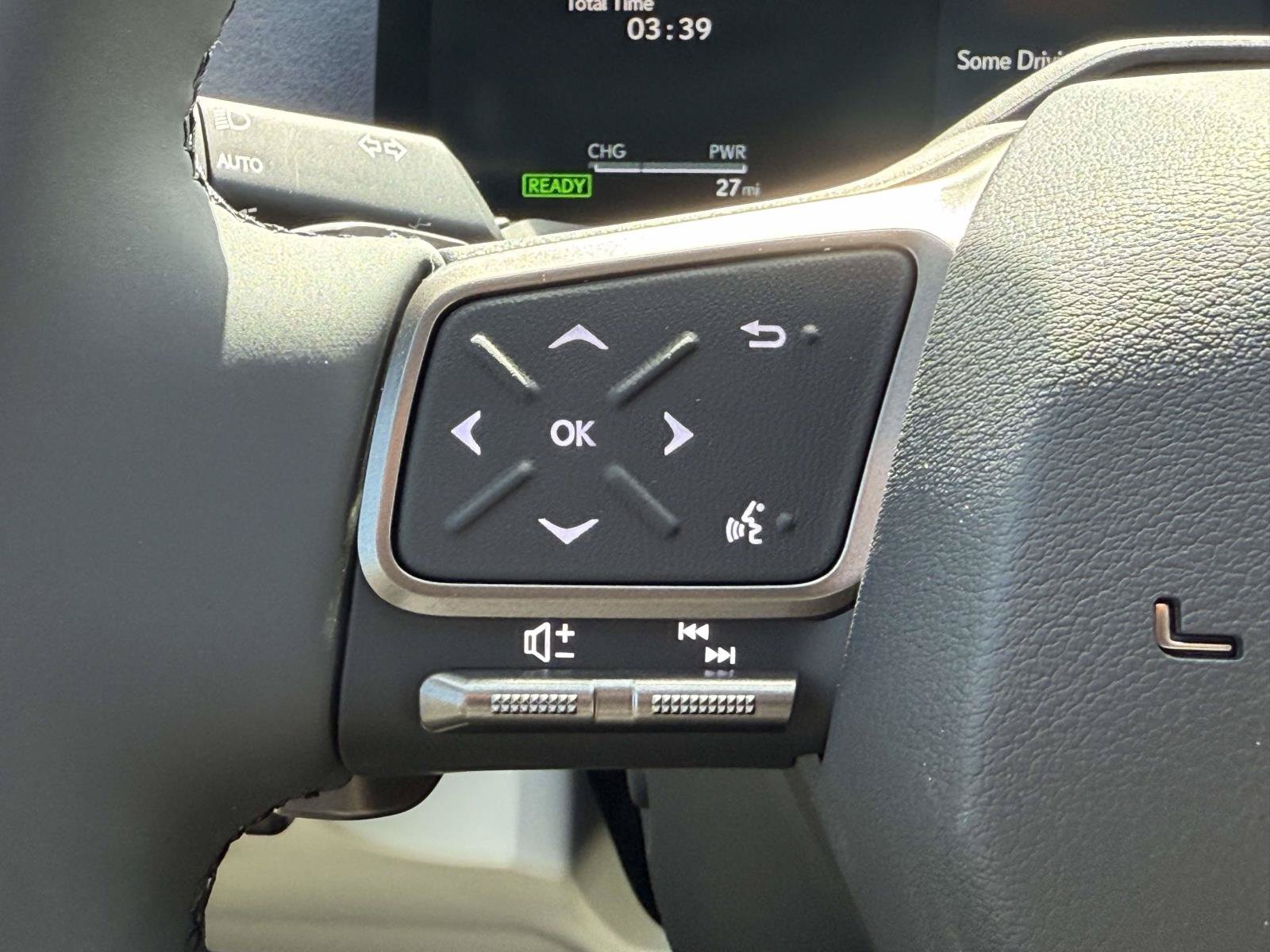 New 2026 Lexus ES 500e AWD/4WD image 18
