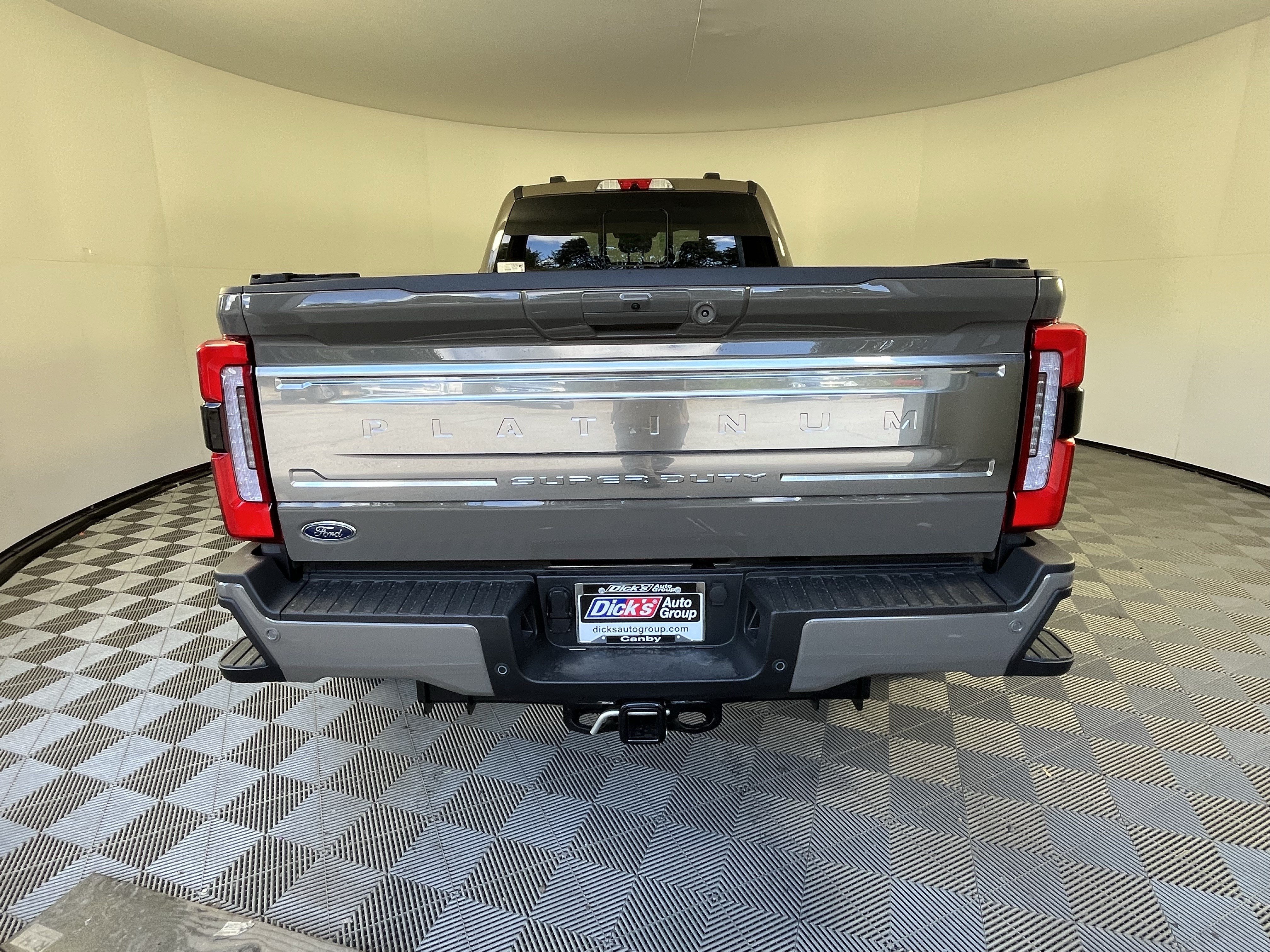 New 2026 Ford F350 Platinum w/ Platinum Plus Package AWD/4WD image 4