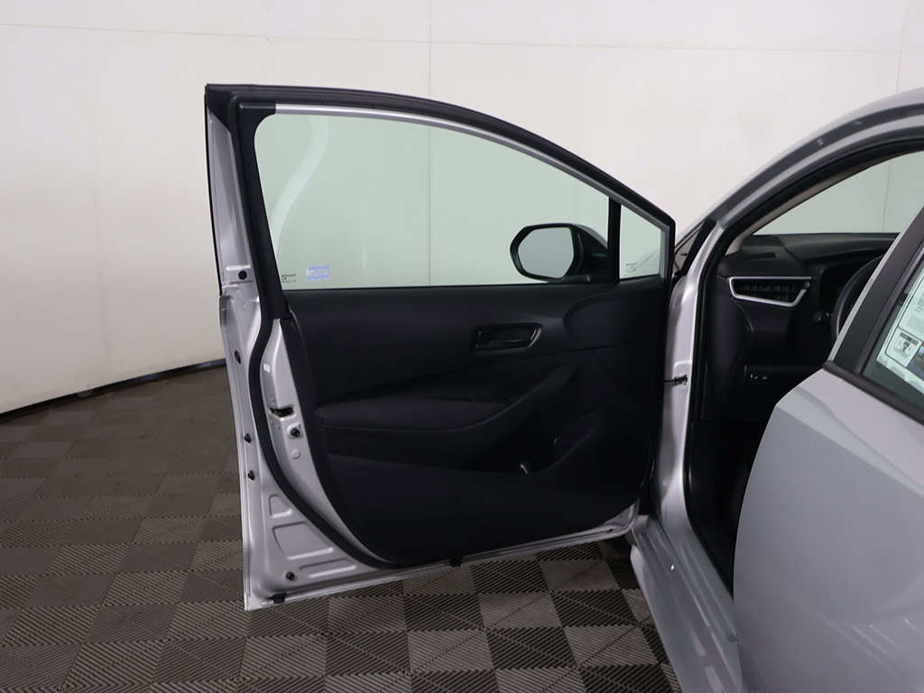 Used 2024 Toyota Corolla LE FWD image 15